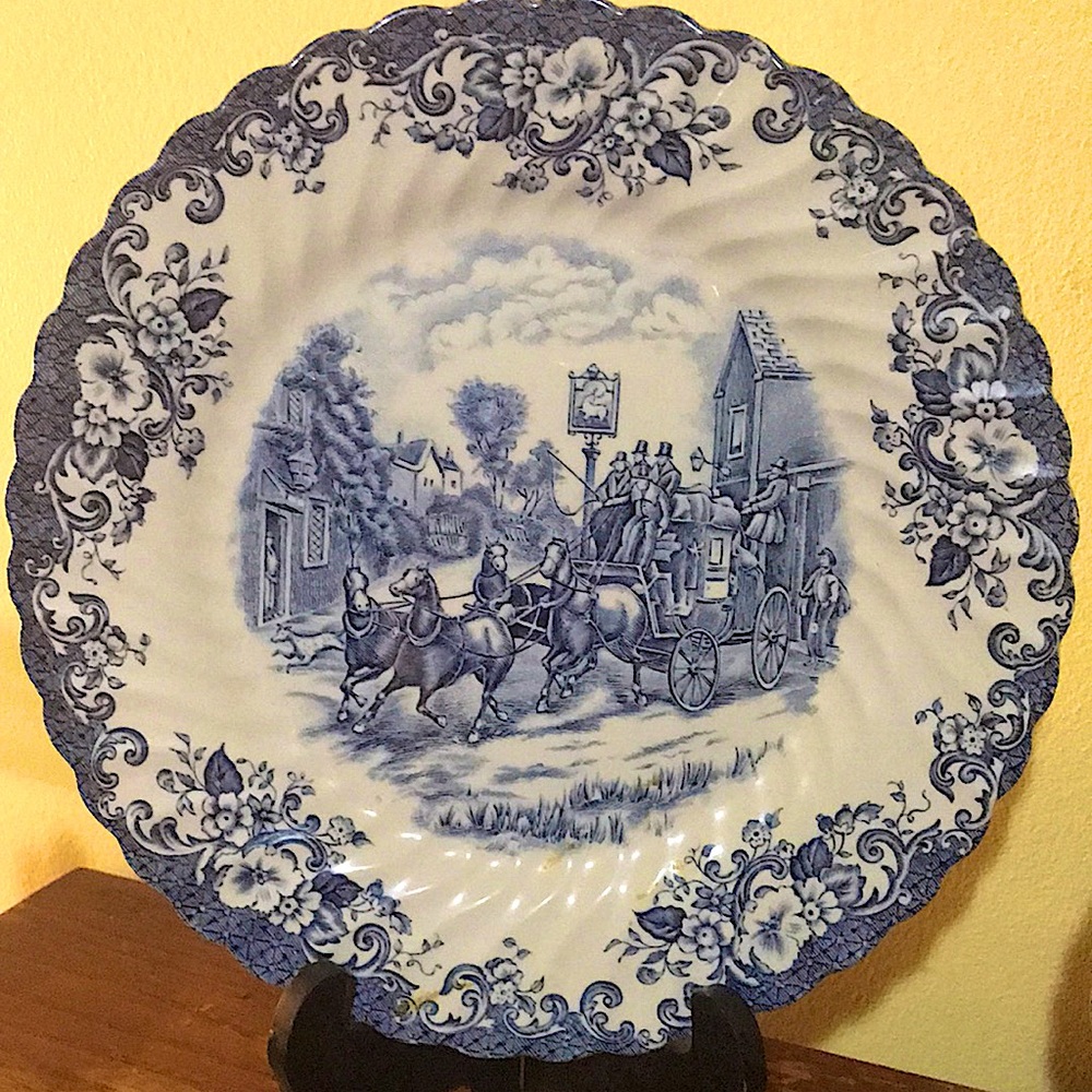 Johnson Bros. Coaching Scenes Hunting Country Dinner, 4 pieces.